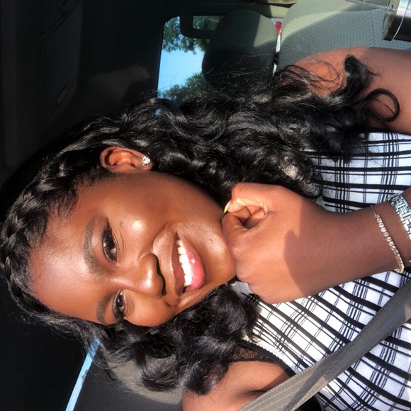 Meet your Posher, Jaye - Picture 1 of 1